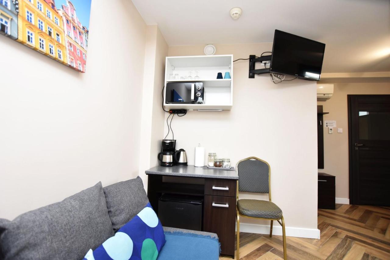 Dukes Apartments - Wita Stwosza Wroclaw Ngoại thất bức ảnh