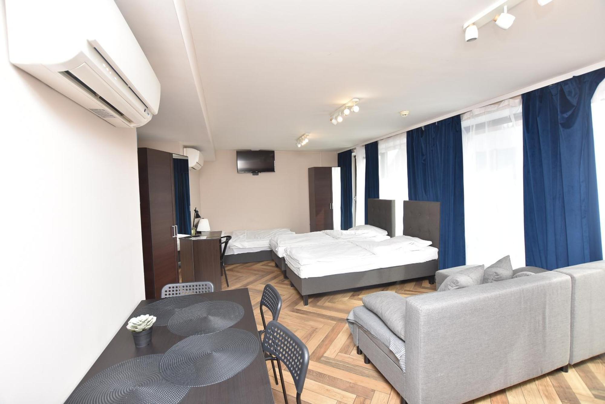 Dukes Apartments - Wita Stwosza Wroclaw Ngoại thất bức ảnh
