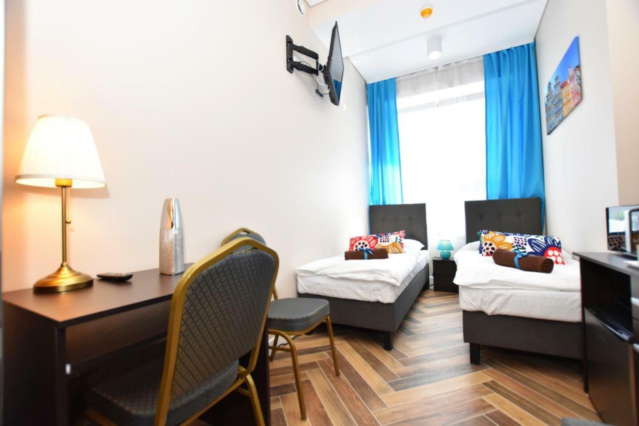 Dukes Apartments - Wita Stwosza Wroclaw Ngoại thất bức ảnh